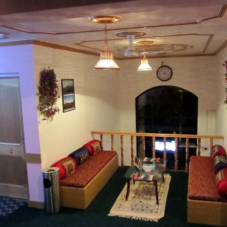 Royal Star Inn Srīnagar エクステリア 写真